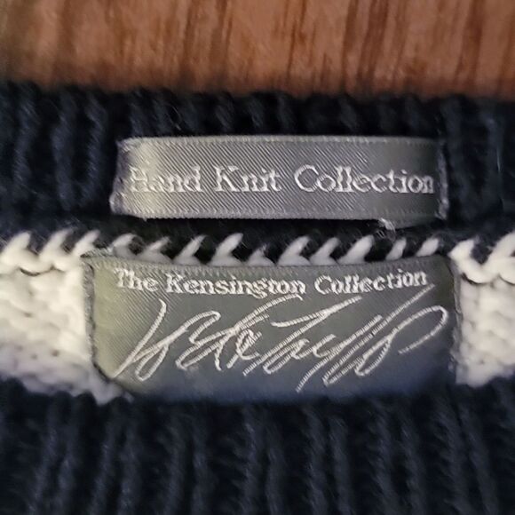 Lord & Taylor large knit handknit sweater Size M - Picture 2 of 6